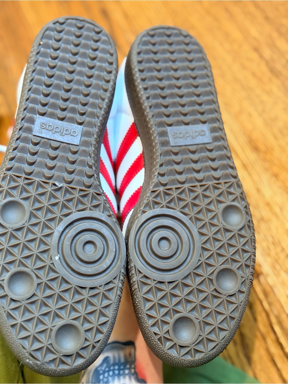 Samba OG - red and white- EUC! - Picture 7 of 7